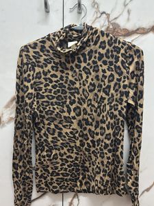 Leopard Print Turtleneck Top