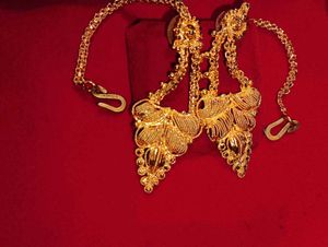 Elegant Gold Earrings