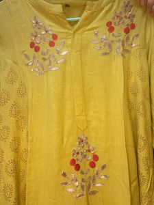 Embroidered Yellow Kurta