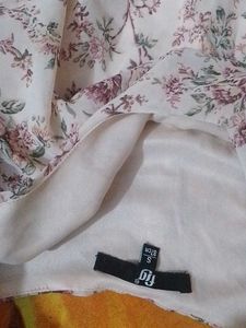 Vintage Fit And Floral Maxi Dress💛