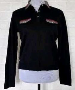 Beaitfult Top. For Women.