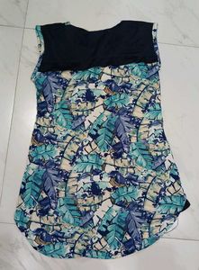 Tropical Leaf Print High-Low Sleeveless Top Chic🩵