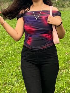 Off SHOULDER TOP