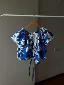 NEW LOOK Floral Blue Crop Top