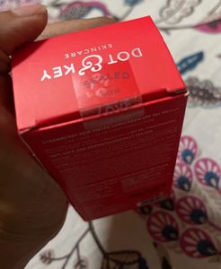Unisex Dot And Key Strawberry Sunscreen