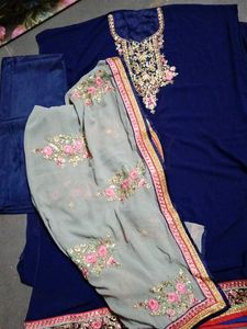 Elegant Embroidery Kurta Set