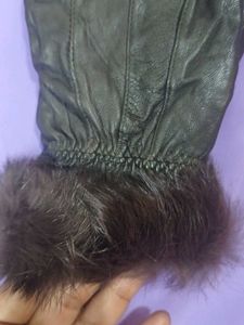 Leather Gloves with Fur Cuff
