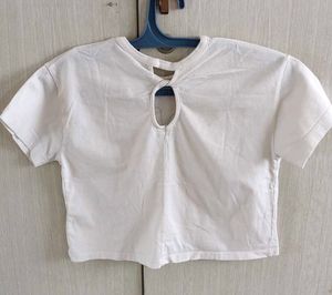 Zara White Short Top Size 9New york City Big Apple