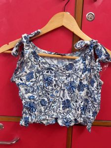 ZUDIO BEAUTIFUL CROP TOP