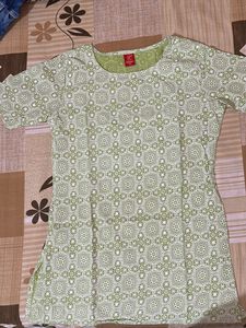 Short Kurti In Medium Size