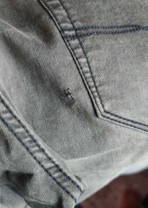 Gray Denim Jeans - Men Small Dot On Back Side