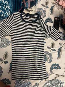 Stretchable Top