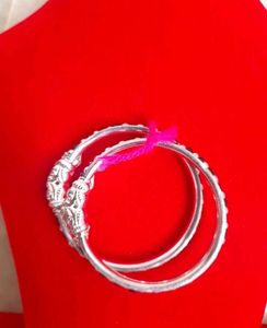 Beautiful Nazariyea Silver Bangles
