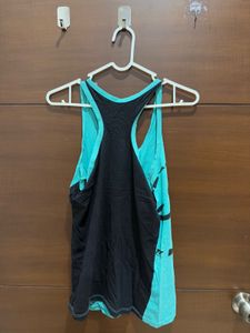 Tank Tops - M size