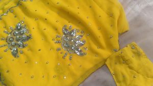 ✨chiffon Bright Yellow Partywear Saree Blouse ✨💕