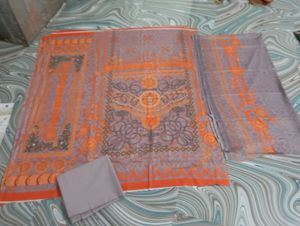 New Catalog: ESRA KARACHI SUITS *