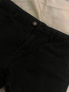 H&amp;M Black Shorts