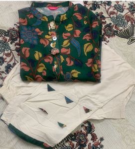 Green Printed Kurta With Off White Pants