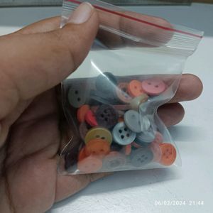Buttons Pack Of 1 (50 In Count)