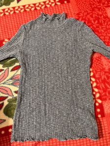 Gray Ribbed Knit Top