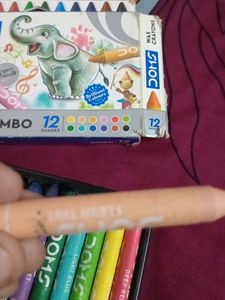 mom colour kitne m
