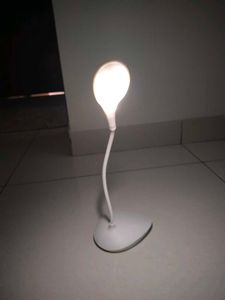 Modern White Desk Lamp