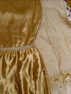 Kurta with bell sleeves and sharara