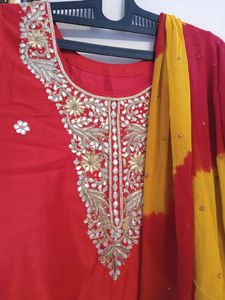 3 Piece Kurta Set ,kurti ,dupatta And Salwar