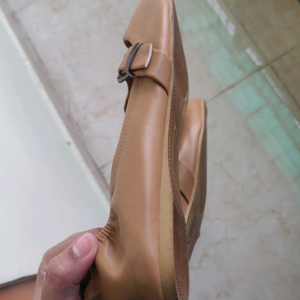 MAX Tan Flats