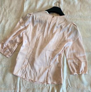 Peach Ruffle Top🤍