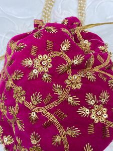 Beautiful Potli With Zari Work