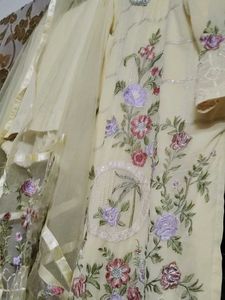 Floral Embroidered Salwar Kameez