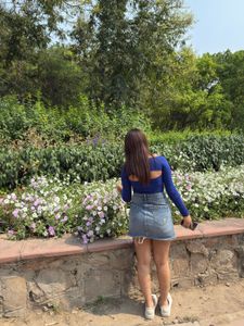 Cute Denim Mini Skirt With Blue Ribbed Top