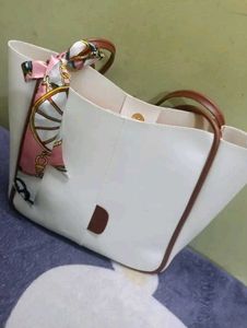 Stylish Cream Tote Bag with Scarf