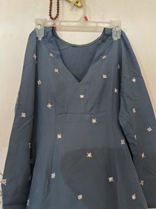 V Neck Kurti