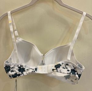 Clovia Lightly Padded Bra
