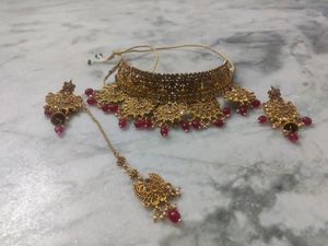 Pink stone bridal choker jewellery set