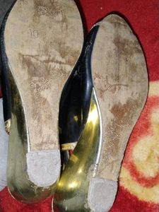 Elegant Black &amp; Gold sandal heels