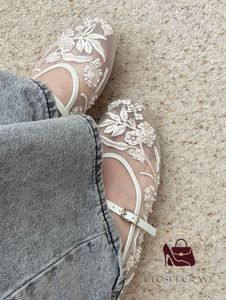 Lace Mary Janes Sizes Available 36-41(3-7)