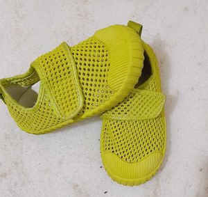 Cute Yellow Baby Shoes