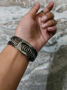 Stylish Silver Bangle