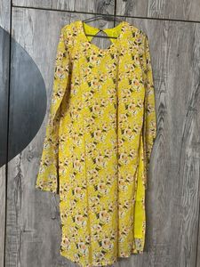 Floral Print Kurta with folded sleeves