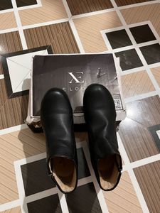 Women Black Ankle Length Boots