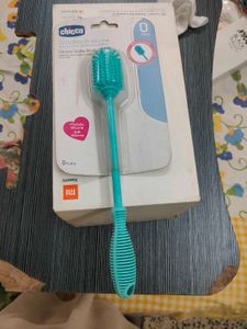 Chicco Baby Bottle Cleaning Brush With Easy Grip