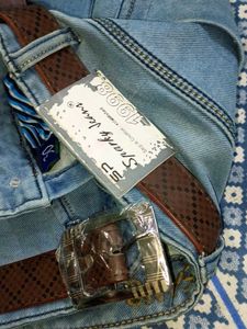 Brand New Mid *Blue* Straight Fit Jeans – Size 30