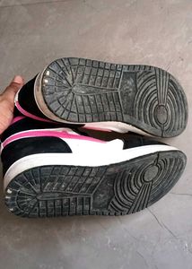 Stylish NIKE Sneakers