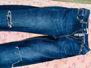 Ripped Jeans