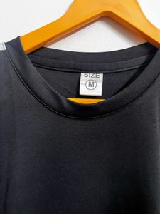 Black Tshirt