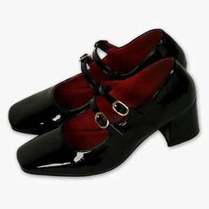 ( Mary Janes ) THEATER Kelly Shoes