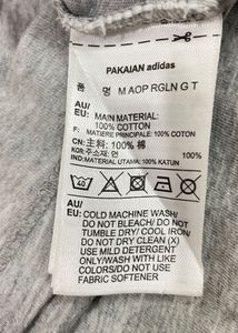 Adidas Neo T-shirt.